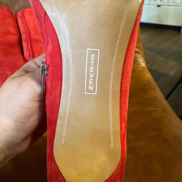 Steven By Steve Madden Red Suede Ankle Booties - Picture 4 of 7